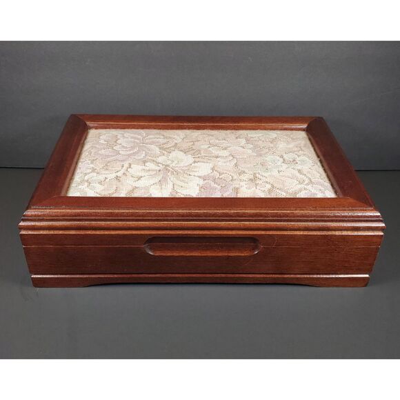 Vintage Mahogany Wood Jewelry Box Women’s Keepsake Box - Picture 8 of 9